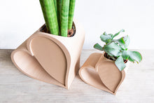 Load image into Gallery viewer, HEART - Set of 2 vases