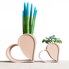 Load image into Gallery viewer, HEART - Set of 2 vases
